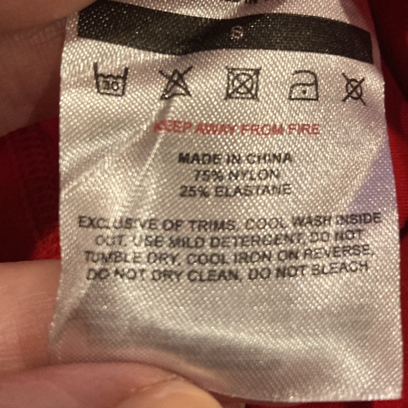 NWT Small AYBL Red Training Shorts - Picture 9 of 14